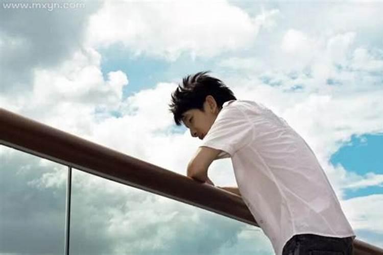 梦见男人哭什么预兆周公解梦？