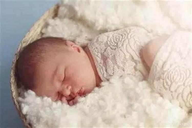 梦到自己家人生孩子