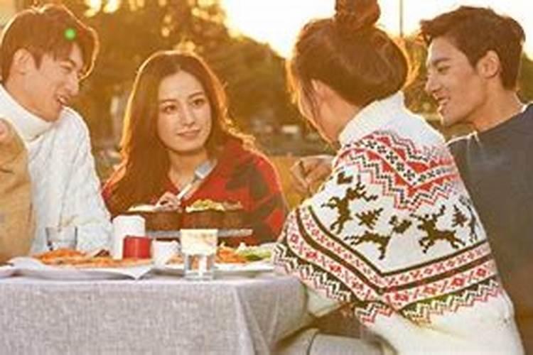 梦见姑妈来我家做客