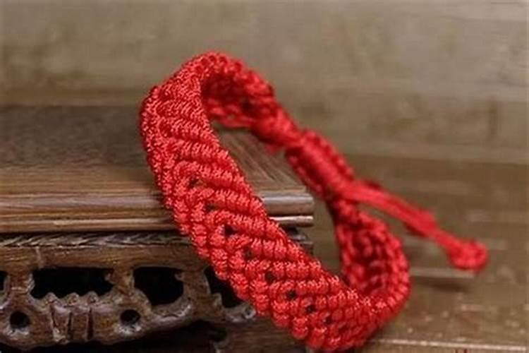 犯太岁佩戴什么水晶比较好？