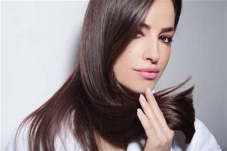 梦见自己的头发长长了是什么意思？