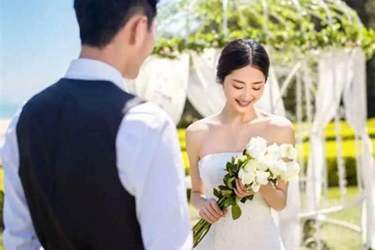 梦到别人结婚是什么意思？