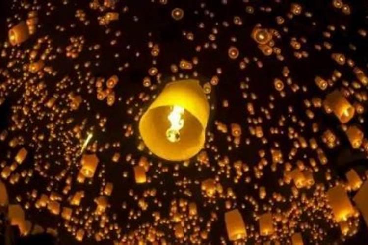 七月十五不能去坟墓吗？