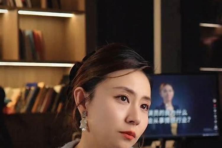 两个人在一起跟倒霉