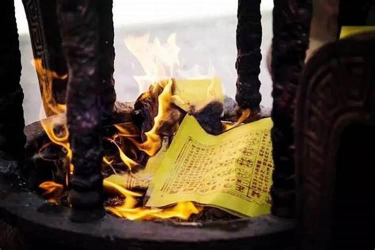 每个人生下来都会欠阴债吗？