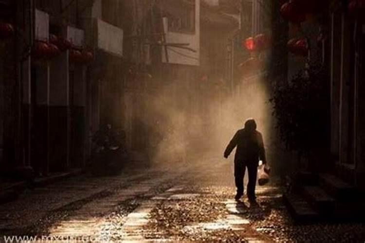 梦到过世的姥姥在医院看病