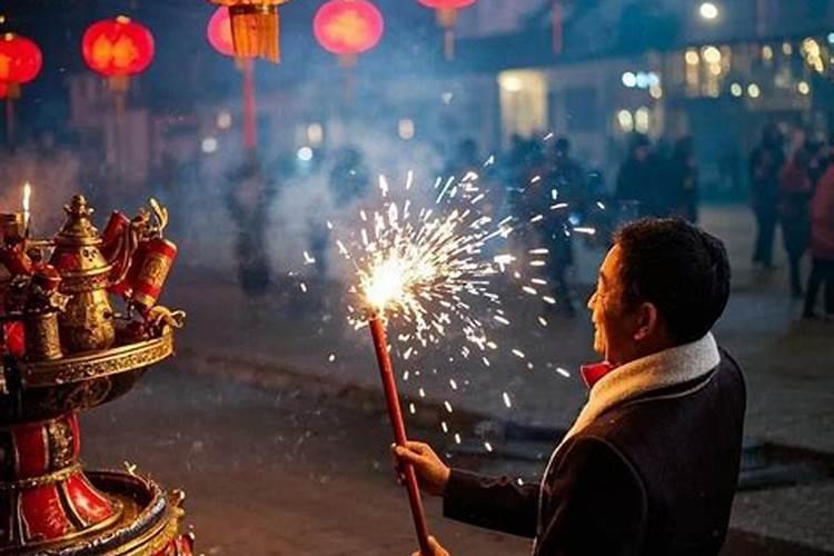 正月初五什么时候上供？