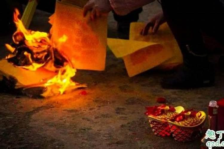 民间的鬼节是指哪个月？