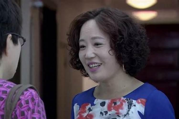 单身女人梦到找前夫算账