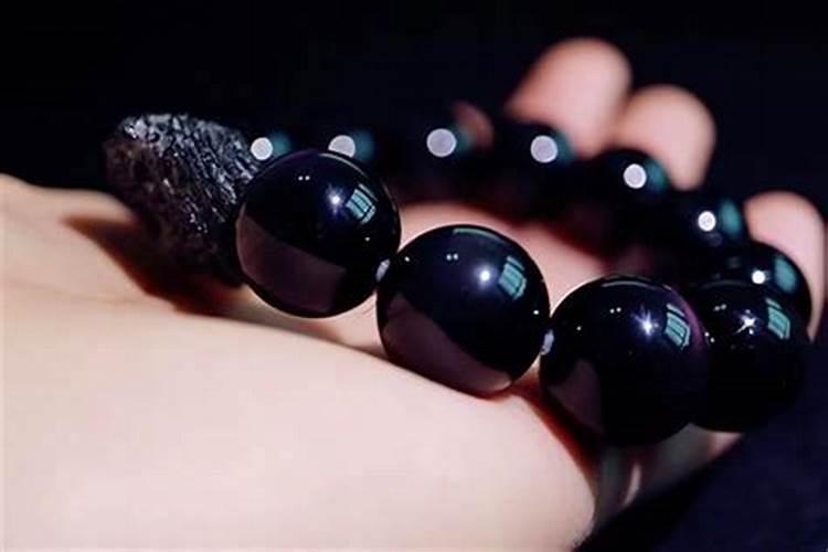 害太岁黑曜石能化解吗？