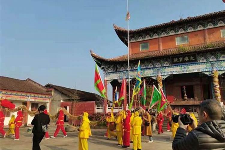 二月二猪脚上贡吗？