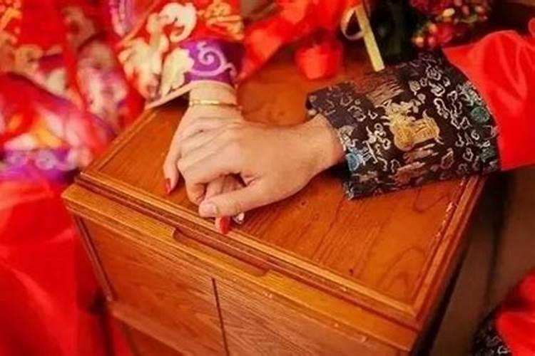 身旺官星弱婚姻不顺吗？