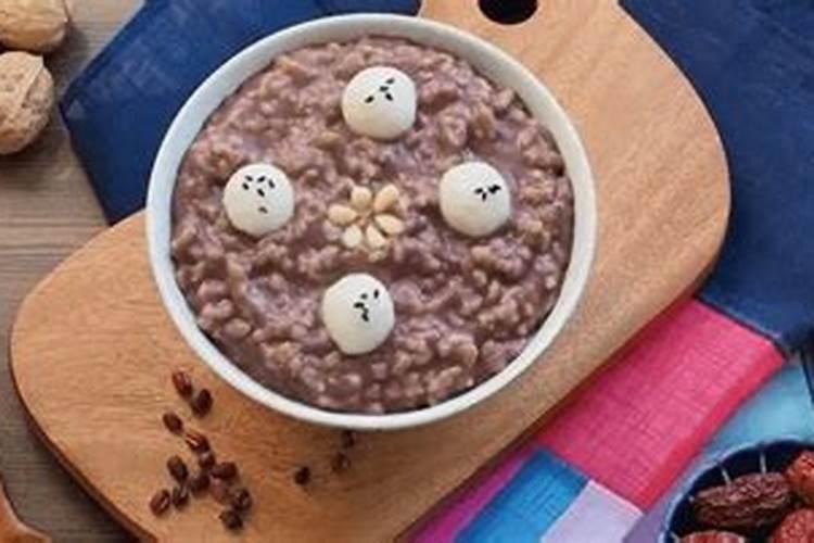 腊八粥可以分为几个段落？