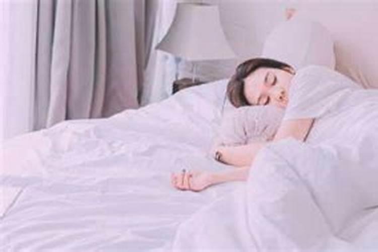 连续两天梦到同一个人代表什么？