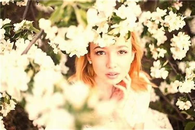 梦见男友和别人有个孩子