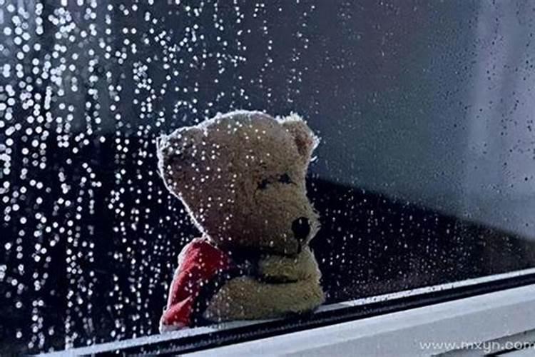 梦见死去的奶奶哭泣