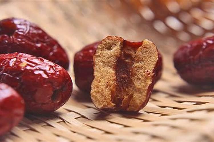 梦见枣什么意思？