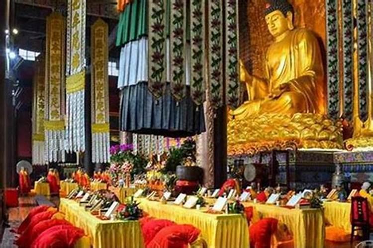 寺庙有定期超度法事吗？