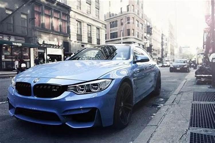 梦见开宝马车是什么意思？