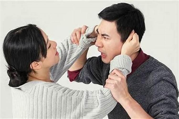 梦见和妈妈吵架是什么意思？