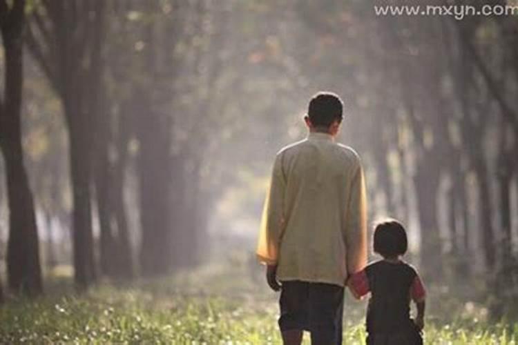 梦到自己的爸爸死去了