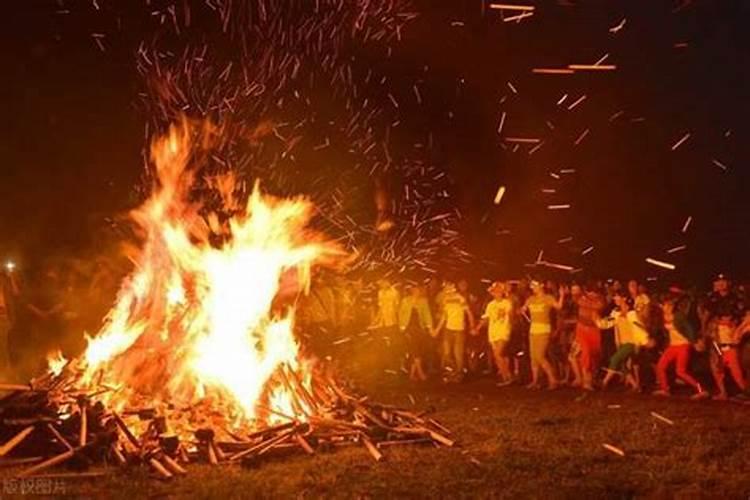 正月十五玩火把的来历