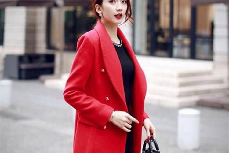 梦见穿红色的衣服预示什么？