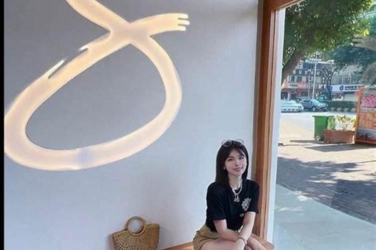 单身女生梦见自己去相亲