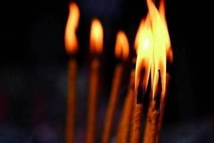 八月十五上供什么最好？