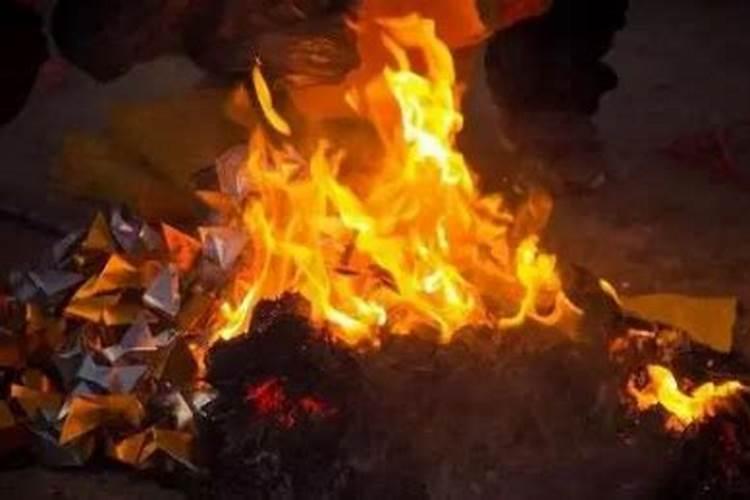 寒衣节烧纸上几支香？