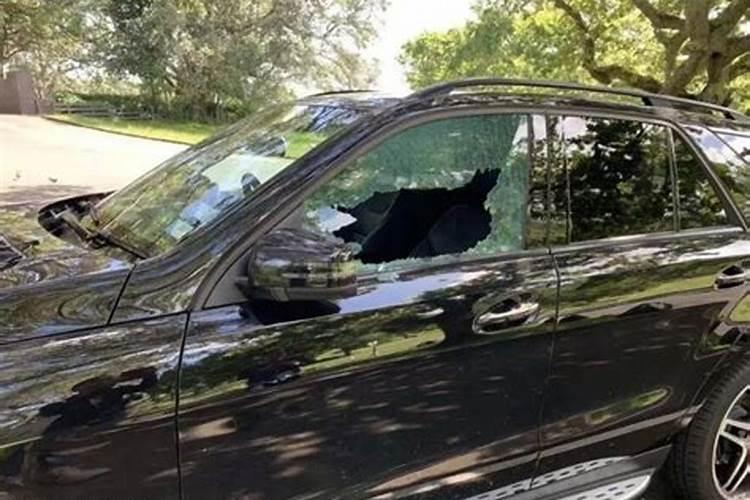 梦见劳斯莱斯车被偷了