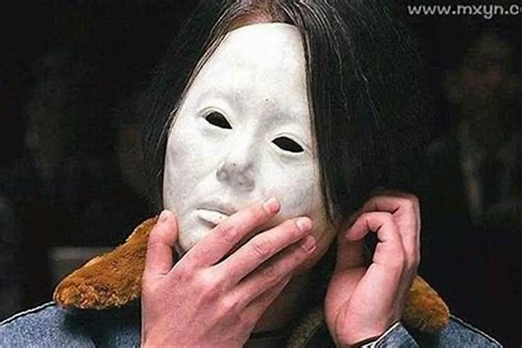 梦见仇人来家寻事我把仇人杀了