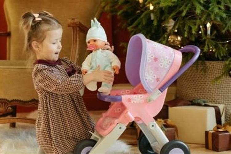 熊姓男孩取名冬至出生