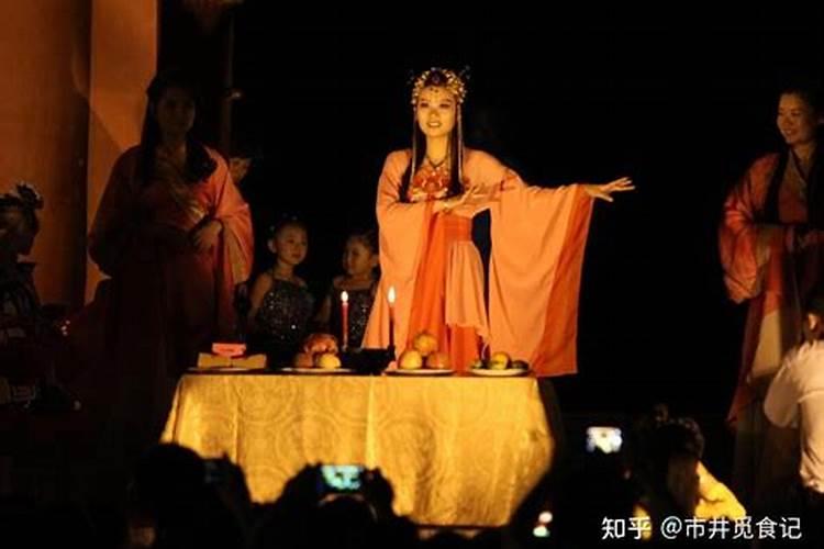 淄博八月十五习俗