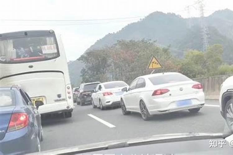 除夕前后哪天堵车最好？