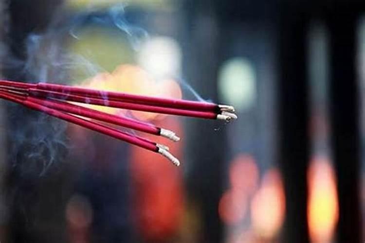 农历十月初一适合上香吗？