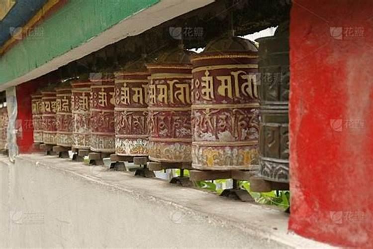 转经轮超度亡灵