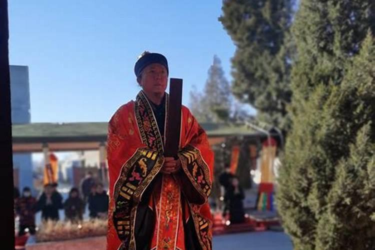 犯太岁诵哪部经最适宜？