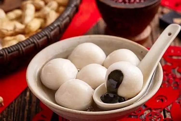 南方元宵节的风俗吃什么？