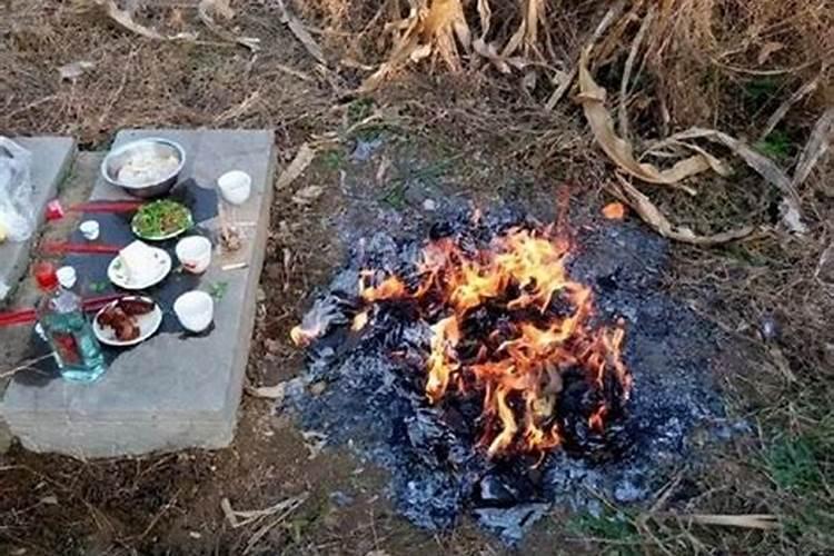 清明节烧纸应该被取消吗？