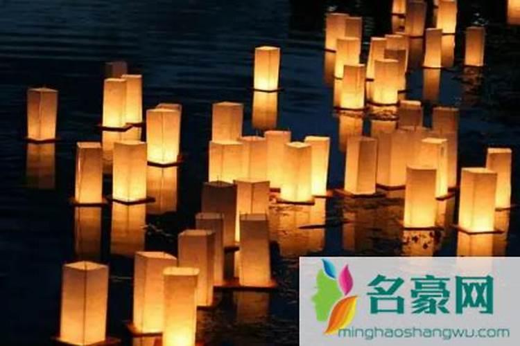 七月十五上新坟吗？