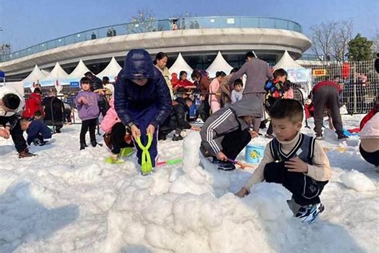 正月初一哪儿好耍？