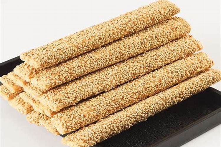 小年芝麻糖摆几根？