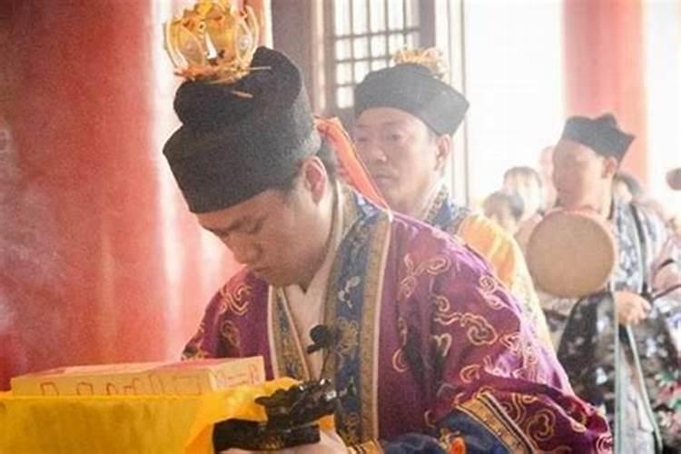 超度亡灵是上午还是下午？