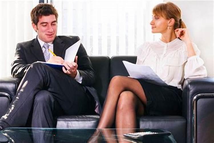 梦见跟老板在一起办事