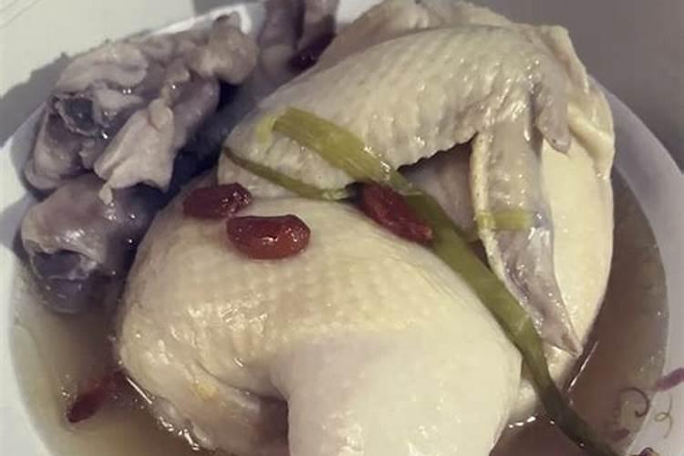 童子鸡是蒸好还是炖汤有营养？