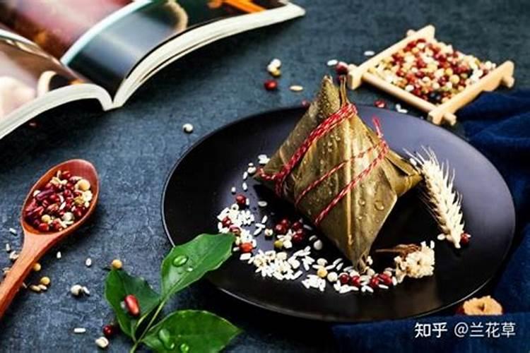 关于端午节粽子的来历
