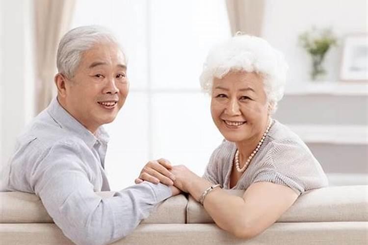 梦到自己是百岁老人