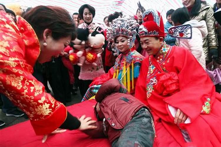 生辰八字体现婚姻吗？