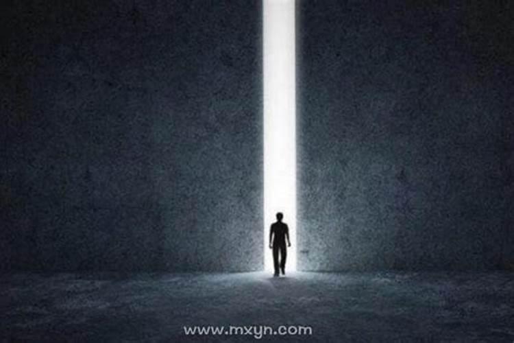 梦见己死亡的人是什么意思？